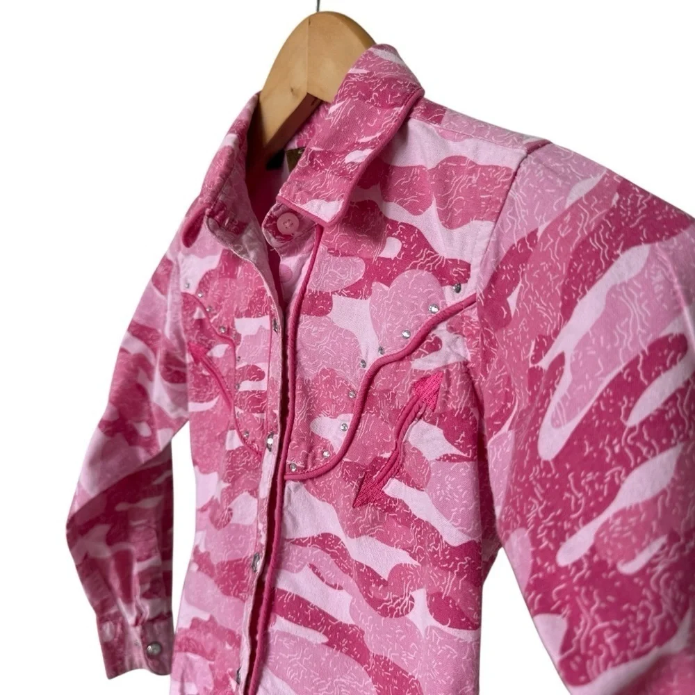 WALLS Girl’s Pink Camouflage Button-Up Shirt S Long Sleeve Ranchwear Gem Snaps